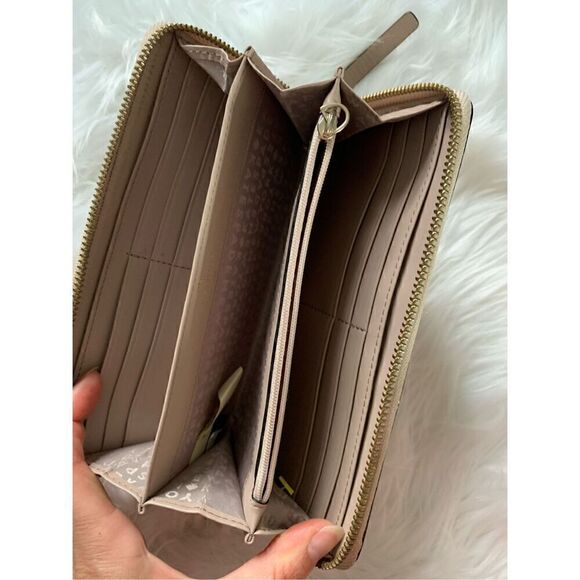 Kate spade tan wallet - Picture 4 of 8